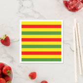 Serviette En Papier Design de rayures rouges jaunes vertes (En situation)
