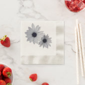 Serviette En Papier deux fleurs blanches (En situation)