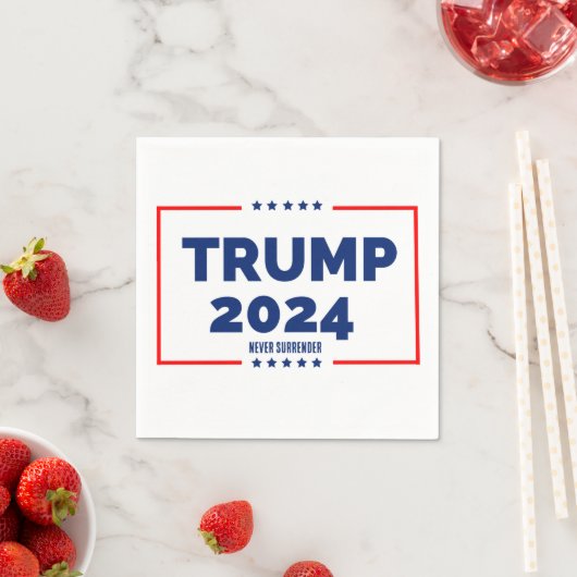 Serviette En Papier Donald Trump 2024 ne se rend jamais (En situation)