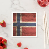 Serviette En Papier Drapeau de Norvège sur le vieux grain de bois (En situation)