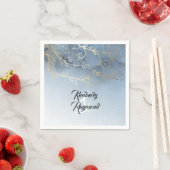 Serviette En Papier Dusty bleu et or Mariage moderne (En situation)