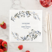 Serviette En Papier Dusty Blue Leaf Branch Berries & Birds Mariage (En situation)