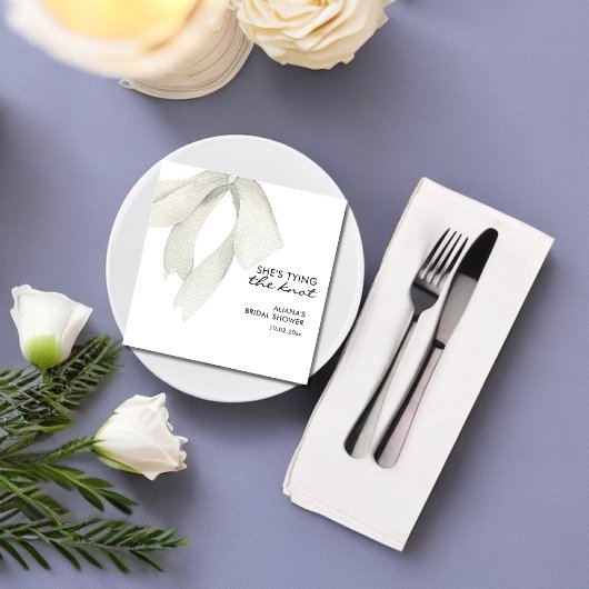 Serviette En Papier Élégance Blanche Elle Noue le Nœud Réception de Ma