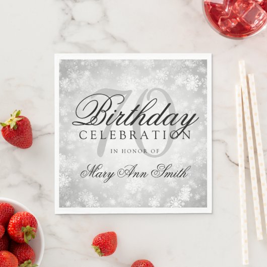Serviette En Papier Elégant 70e anniversaire Silver Winter Wonderland (En situation)