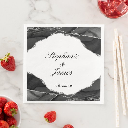 Serviette En Papier Élégant Agate noir Mariage à huile d'argent (En situation)