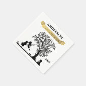 Serviette En Papier Elégant Black and Gold Personnalisé Famille Réunio (Coin)