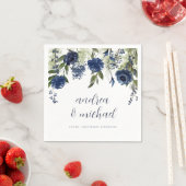 Serviette En Papier Elégant bleu marine Fleurs sauvages Floral Mariage (En situation)