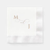 Serviette En Papier Élégant Couple Or Initiales Script Mariage Coin (Devant)