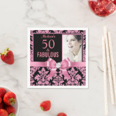 Serviette En Papier Elégant damas de parties scintillant rose chaud 50 (En situation)