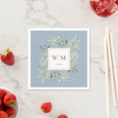 Serviette En Papier Elegant Dusty Blue Greenery Gold Monogram (En situation)