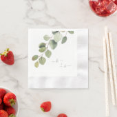 Serviette En Papier Élégant Eucalyptus Couple Initiales Mariage (En situation)