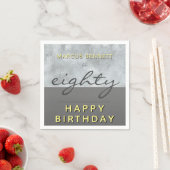 Serviette En Papier Elégant Gris 80 Script Joyeux 80e anniversaire (En situation)
