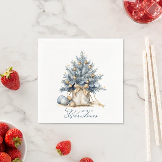 Serviette En Papier Elégant Joyeux Arbre de Noël Or bleu Aquarelle (En situation)