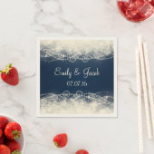 Serviette En Papier Elégant Mariage de dentelle et perles (En situation)