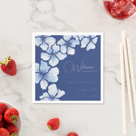 Serviette En Papier Elégant Mariage Fleurs Bleues Accueil (En situation)