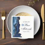 Serviette En Papier Elégant Marine Blue Gold Agate Bar Mitzvah Party<br><div class="desc">L'élégante agate bleu marine et or orne le côté de cette serviette moderne du parti Bar Mitzvah. Le nom de votre fils est écrit dans une belle écriture formelle sous l'Étoile de David. Parfait pour une famille juive chic et élégante célébrant l'appel de leur garçon à la Torah.</div>