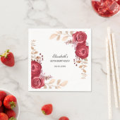 Serviette En Papier Elégant Maroon Rose Floral Verdure Anniversaire (En situation)