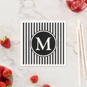 Serviette En Papier Élégant Monogramme Blancs Et Noirs (En situation)