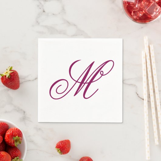 Serviette En Papier Élégant Monogramme de vin initial (En situation)
