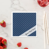 Serviette En Papier élégant petit bleu marine blanc pois motif (En situation)