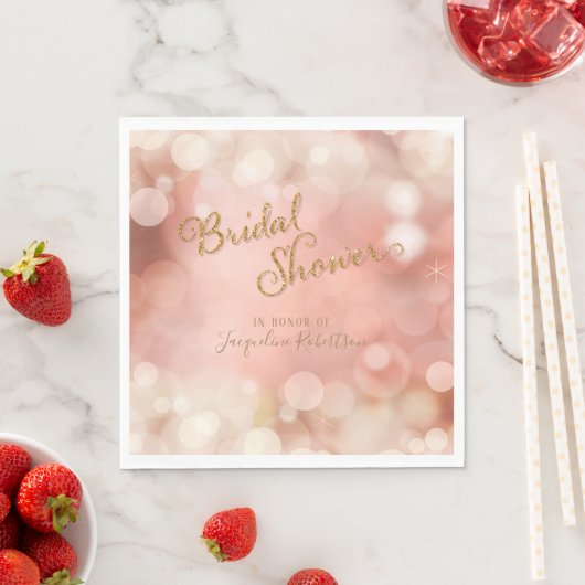 Serviette En Papier Élégant romantique Bokeh étincelant rose pâle (En situation)