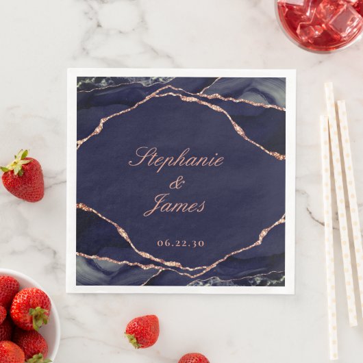 Serviette En Papier Élégant Rose bleu marine Mariage d'agate d'or de (En situation)