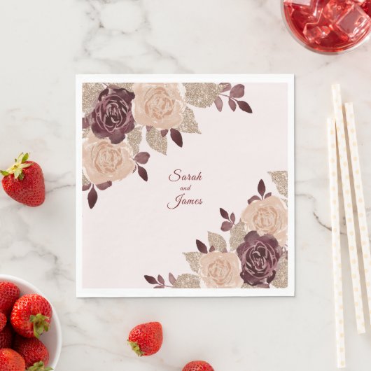 Serviette En Papier Elégant Rose Bourgogne Parties scintillant or Mari (En situation)