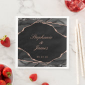 Serviette En Papier Élégant Rose noir Gold Foil Mariage Agate (En situation)