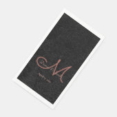 Serviette En Papier Élégant Rose noir or moderne Mariage Monogramme (Coin)