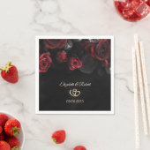 Serviette En Papier Élégant rouge Roses Mariage gothique (En situation)