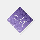 Serviette En Papier Élégant violet blanc Mariage Monogramme (Coin)