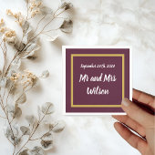 Serviette En Papier Élégante calligraphie or sur la serviette pourpre