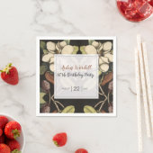 Serviette En Papier Elégante fête d'anniversaire des Magnolias blancs (En situation)