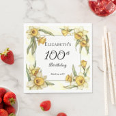 Serviette En Papier Élégante jonquille jaune Floral 100e anniversaire (En situation)