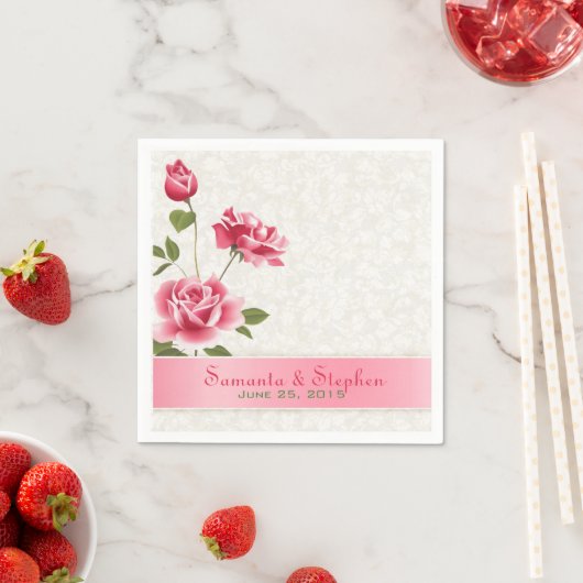 Serviette En Papier Elégante Roses Roses Rose Plush Damas Blanches (En situation)