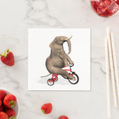Serviette En Papier Eléphant Gentil À Tricycle (En situation)