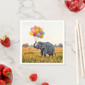 Serviette En Papier Elephant tenant un bouquet de ballon d'anniversair (En situation)