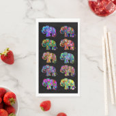Serviette En Papier Eléphants ethniques colorés sur le noir (En situation)