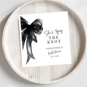 Serviette En Papier Elle Attache Le Nœud Noir Salle de Fête de Mariée