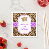 Serviette En Papier Empreinte de léopard Purple Quatrefoil fête d'anni (En situation)