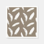 Serviette En Papier Empreinte en plumes blanches sur tan taupe (Devant)