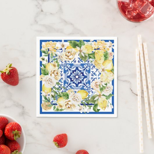 Serviette En Papier Été Méditerrannée citron et fleurs imprimés (En situation)