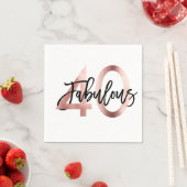 Serviette En Papier Fabuleux 40e | Moderne Elegant Rose Gold Anniversa (En situation)