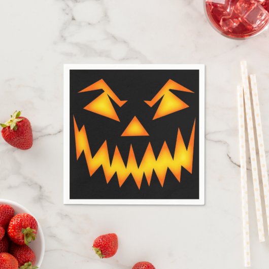 Serviette En Papier Face de Jack-o'-lantern effrayante (En situation)