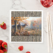 Serviette En Papier Famille De Cerfs Jouant Sur Le Terrain (En situation)