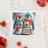 Serviette En Papier Famille De Pingouins Dans Les Snowflakes (En situation)