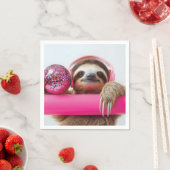 Serviette En Papier Fanky Sloth avec casque rose et boule disco (En situation)