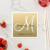 Serviette En Papier Faux Gold Foil Elegant Monogramme Noms Mariage (En situation)