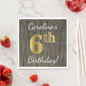 Serviette En Papier Faux Wood, Faux Gold 6e anniversaire + Nom personn (En situation)