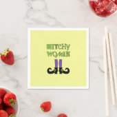 SERVIETTE EN PAPIER FEMME TÉMOIN (En situation)